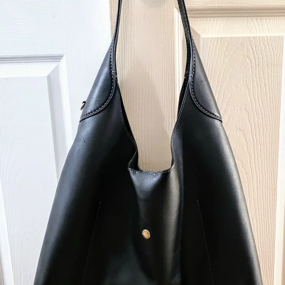 Coach Brooklyn Shoulder Bag 39 - Picture 2 of 5